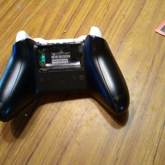 Xbox controller - Picture 3 of 4